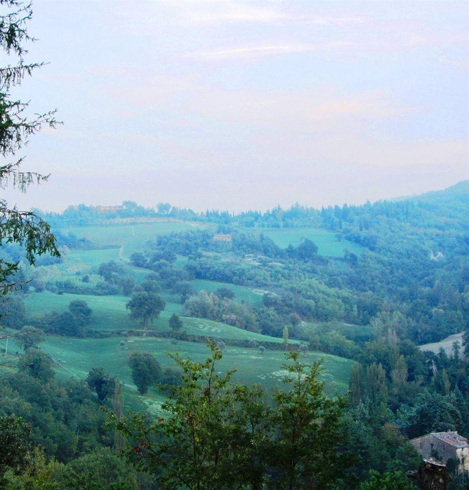 Hotel La Meridiana Urbino Esterno foto