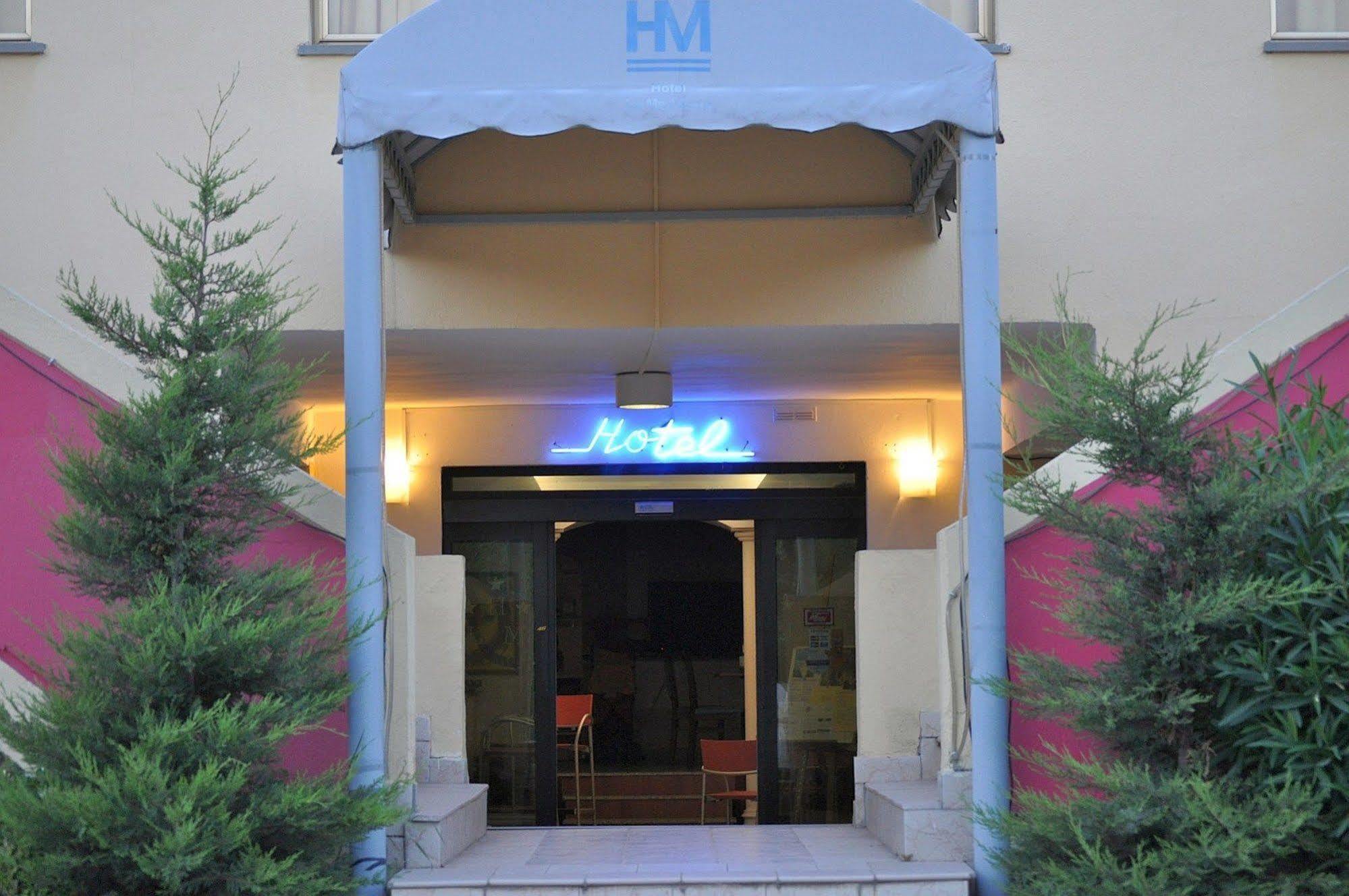 Hotel La Meridiana Urbino Esterno foto